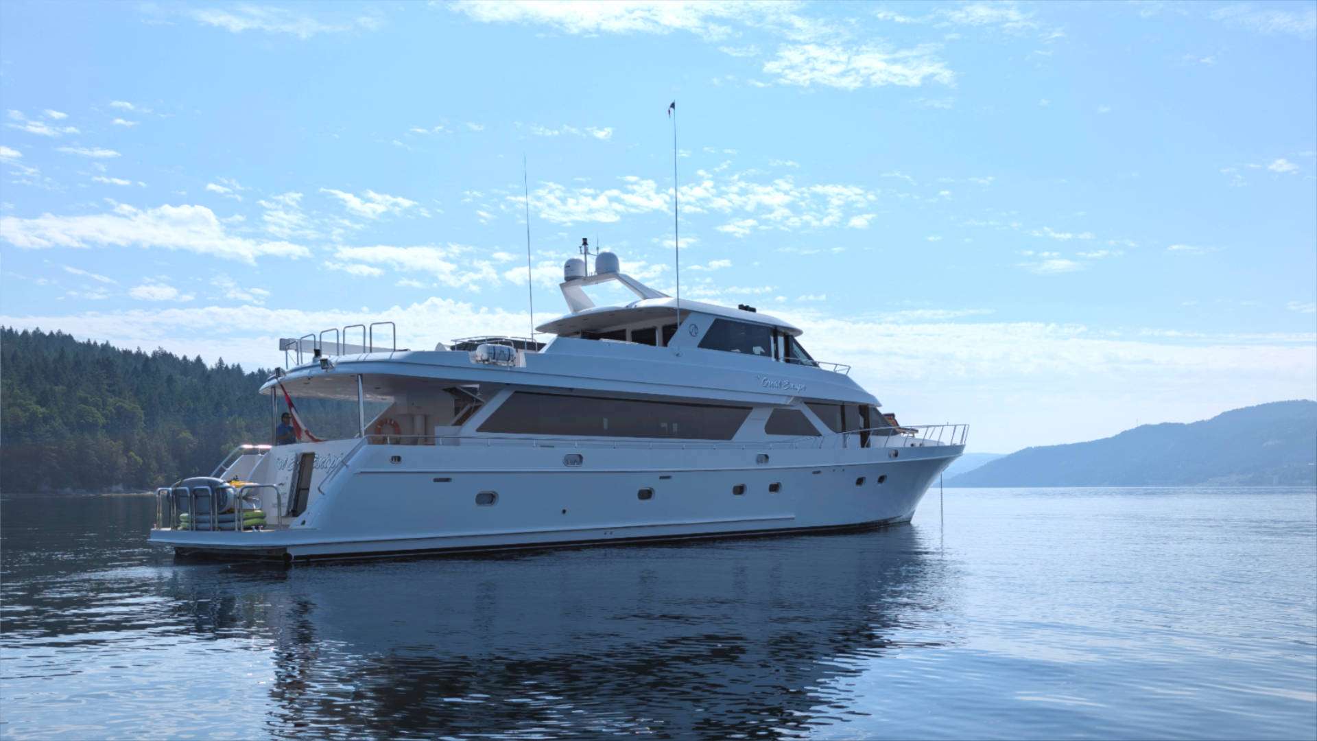 Charter Yacht A GREAT ESCAPE - Ocean Alexander 102 - 4 Cabins - Vancouver - Canada