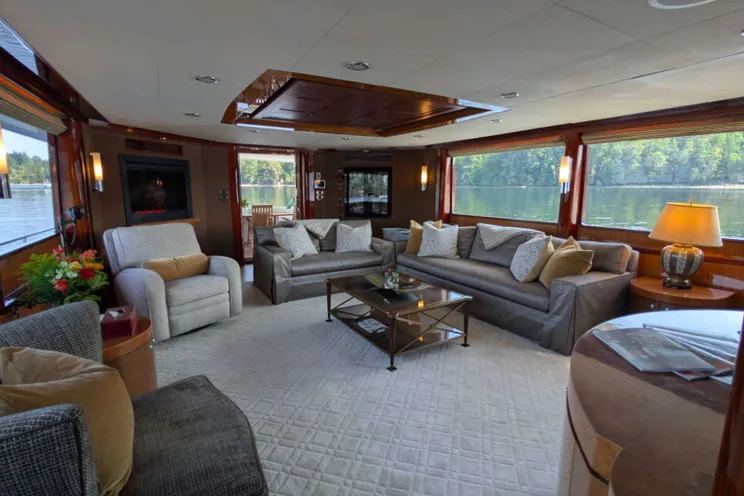 Charter Yacht A GREAT ESCAPE - Ocean Alexander 102 - 4 Cabins - Vancouver - Canada