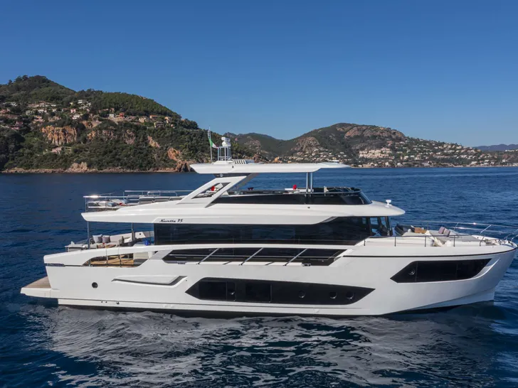 AZUR Absolute Navetta 75 - profile AZUR Absolute Navetta 75 - profile