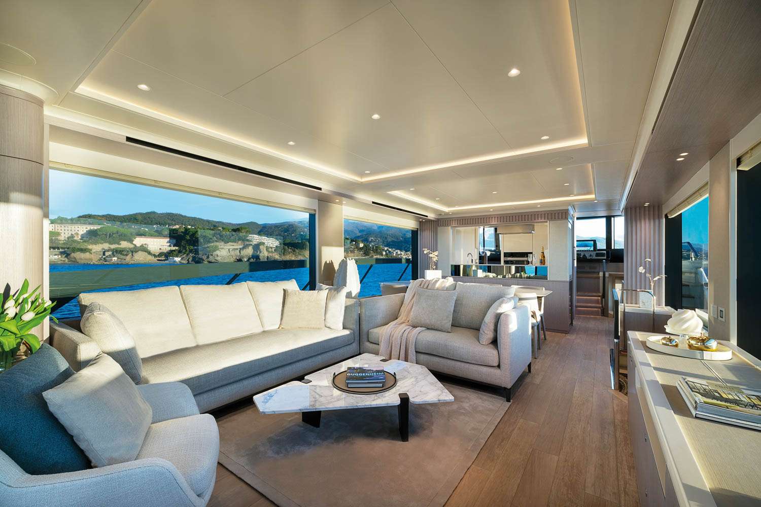 AZUR Absolute Navetta 75 - main saloon