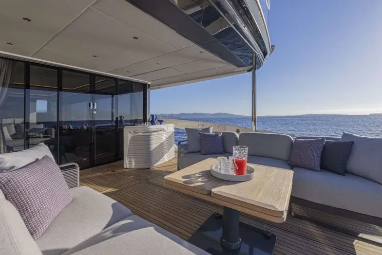 Charter Yacht AZUR - Absolute Navetta 75 - 4 Cabins - Mandelieu La Napoule - Cannes - St Tropez - Monaco - The French Riviera