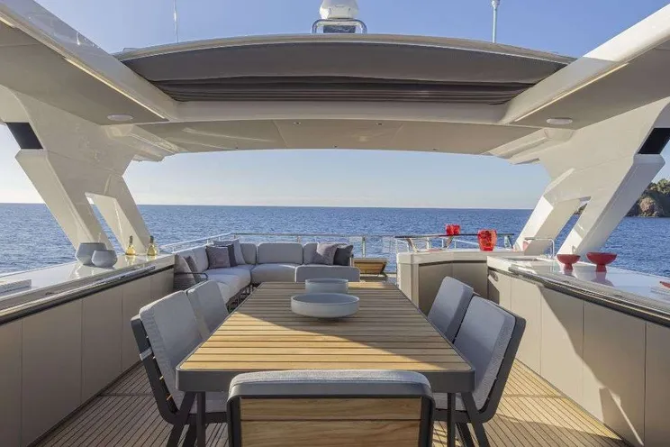 Charter Yacht AZUR - Absolute Navetta 75 - 4 Cabins - Mandelieu La Napoule - Cannes - St Tropez - Monaco - The French Riviera