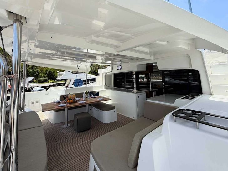 KERRY LEE Lagoon 46 - aft deck KERRY LEE Lagoon 46 - aft deck