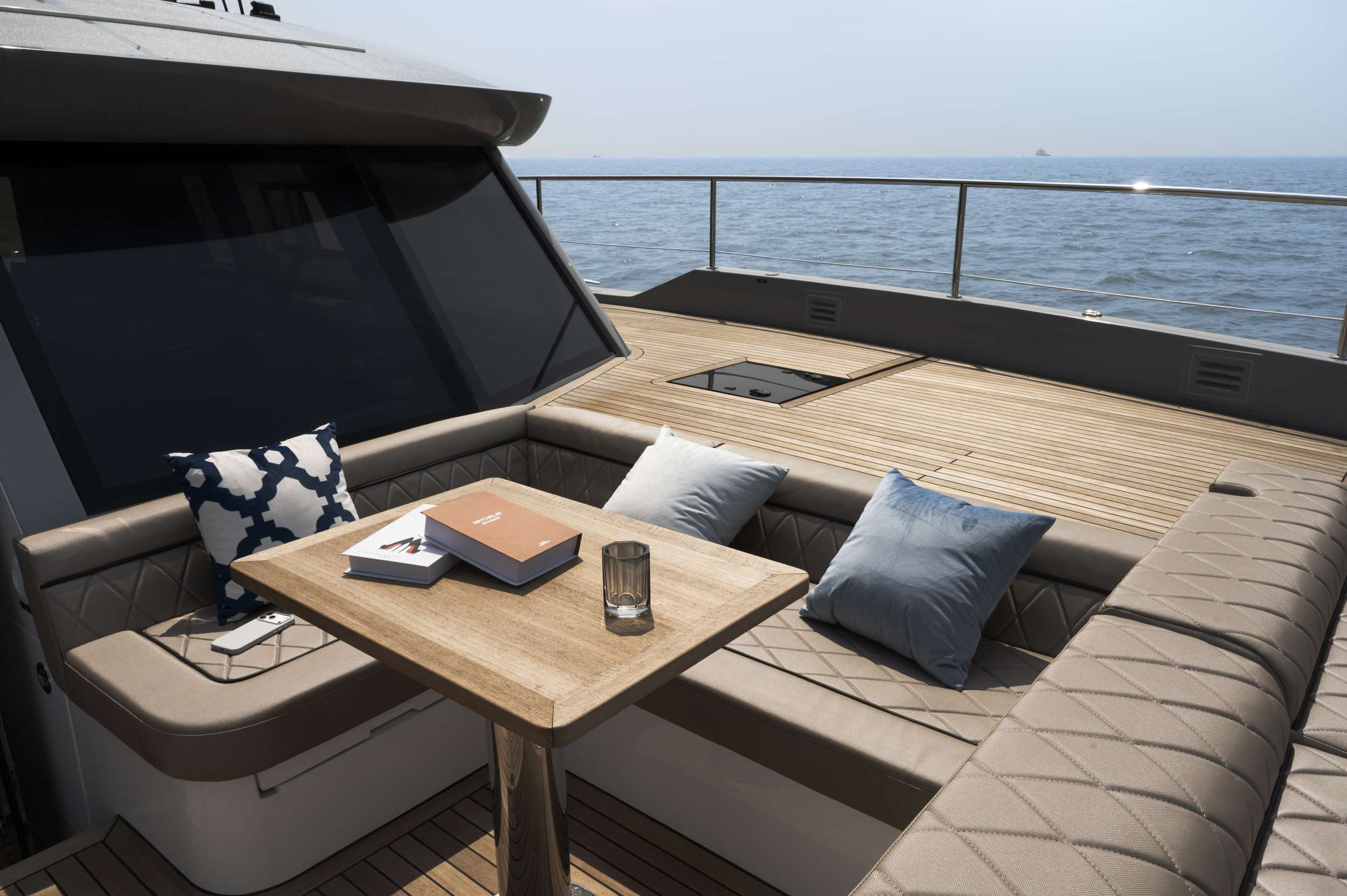 Charter Yacht ZORA NUA - Heysea 60 - 5 Cabins - Trogir - Split - Dubrovnik - Hvar - Croatia