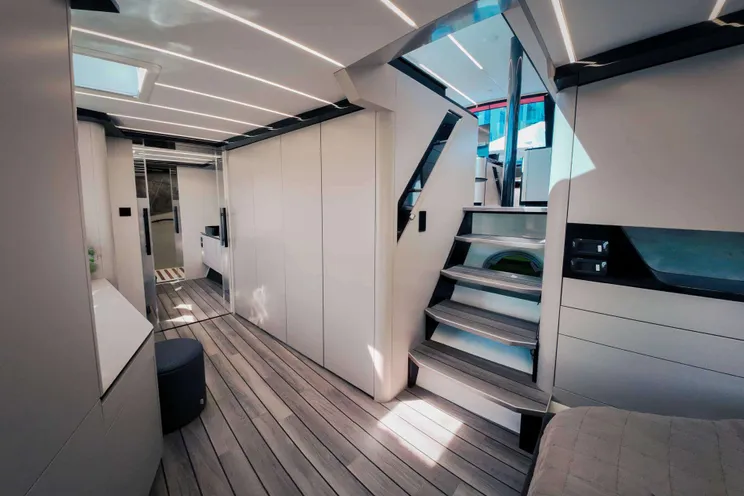 Charter Yacht SUMMER - Wave 60 - 3 Cabins - Olbia - Porto Cervo - La Maddalena - Sardinia - Italy