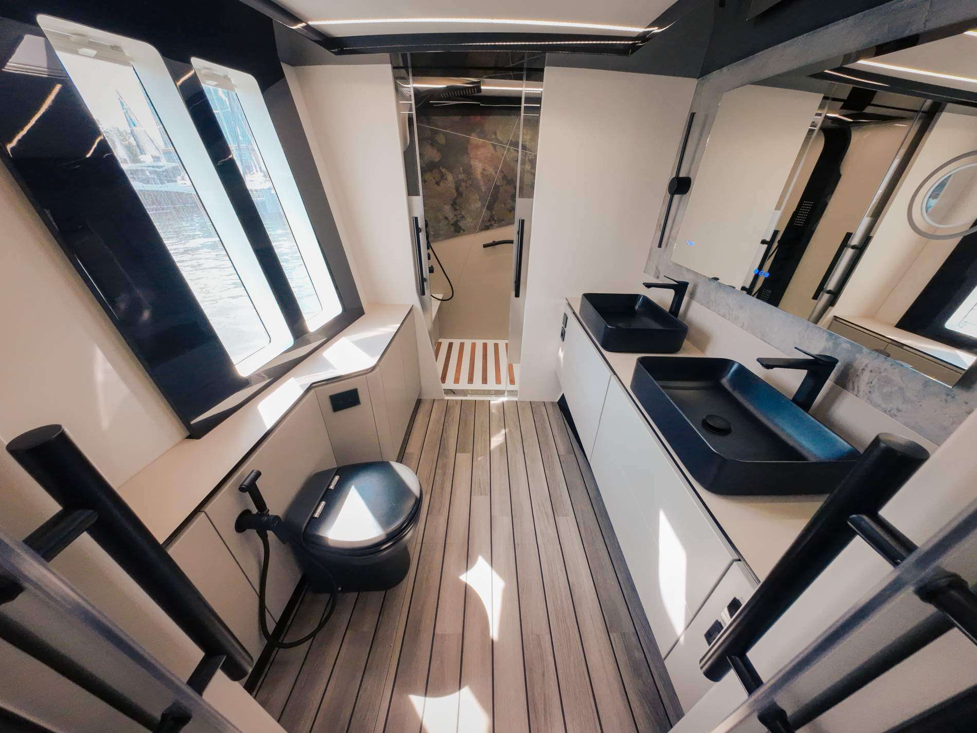 SUMMER Wave 60 - master cabin vanity and toilet