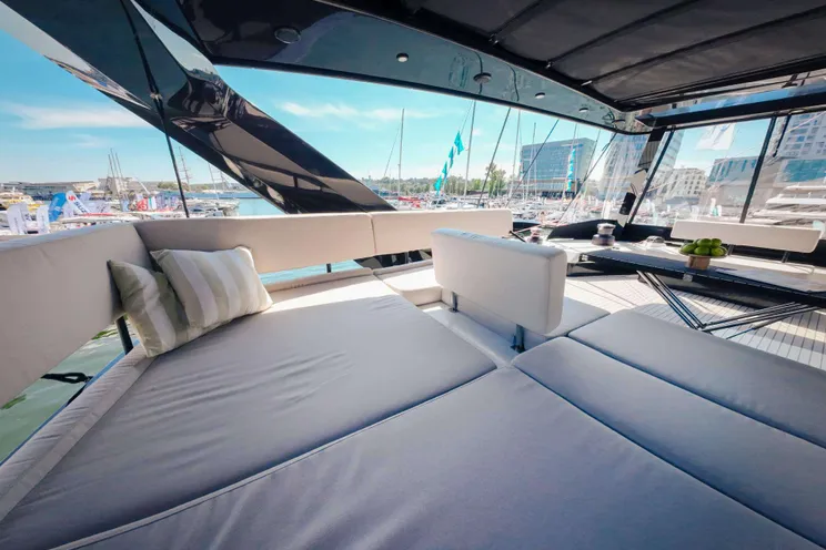 Charter Yacht SUMMER - Wave 60 - 3 Cabins - Olbia - Porto Cervo - La Maddalena - Sardinia - Italy