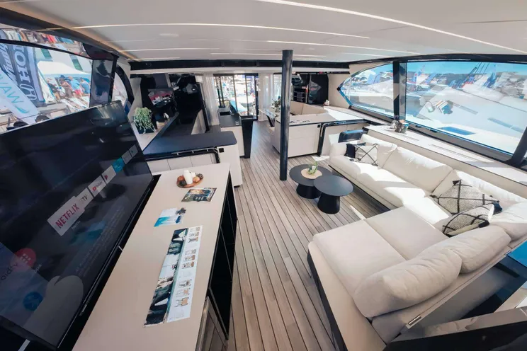 Charter Yacht SUMMER - Wave 60 - 3 Cabins - Olbia - Porto Cervo - La Maddalena - Sardinia - Italy