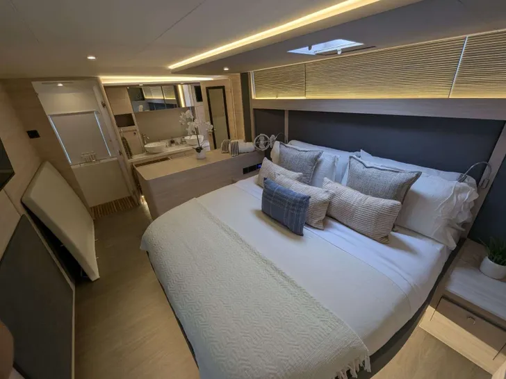 TREASURED C’s Aquila 50 - master cabin TREASURED C’s Aquila 50 - master cabin