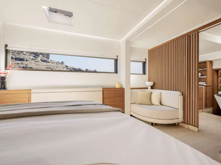 NARGIZA(Winters)Fountaine Pajot FPY 70S - master cabin bed and seat NARGIZA(Winters)Fountaine Pajot FPY 70S - master cabin bed and seat