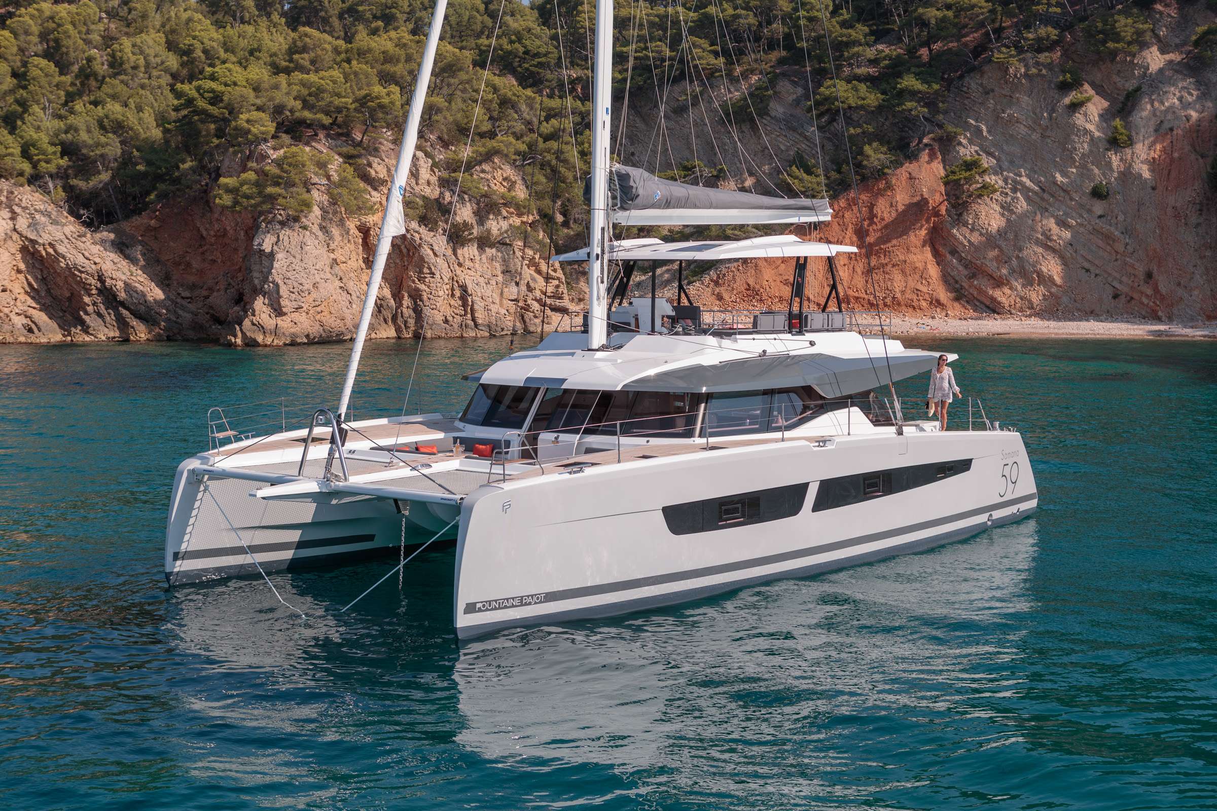 NEHALENNIA Fountaine Pajot Samana - exterior side view