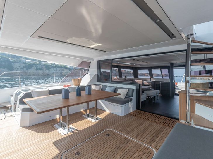NEHALENNIA Fountaine Pajot Samana - aft cockpit dining area NEHALENNIA Fountaine Pajot Samana - aft cockpit dining area