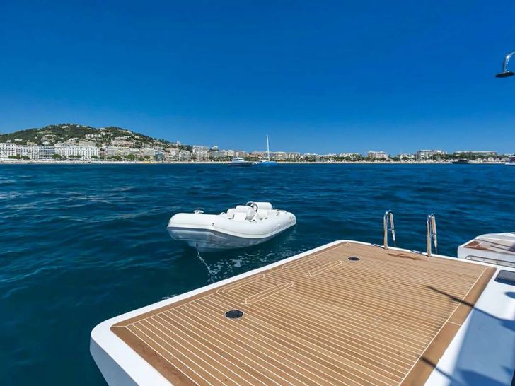 GALA I Benetti Delfino 93 - swim platform GALA I Benetti Delfino 93 - swim platform