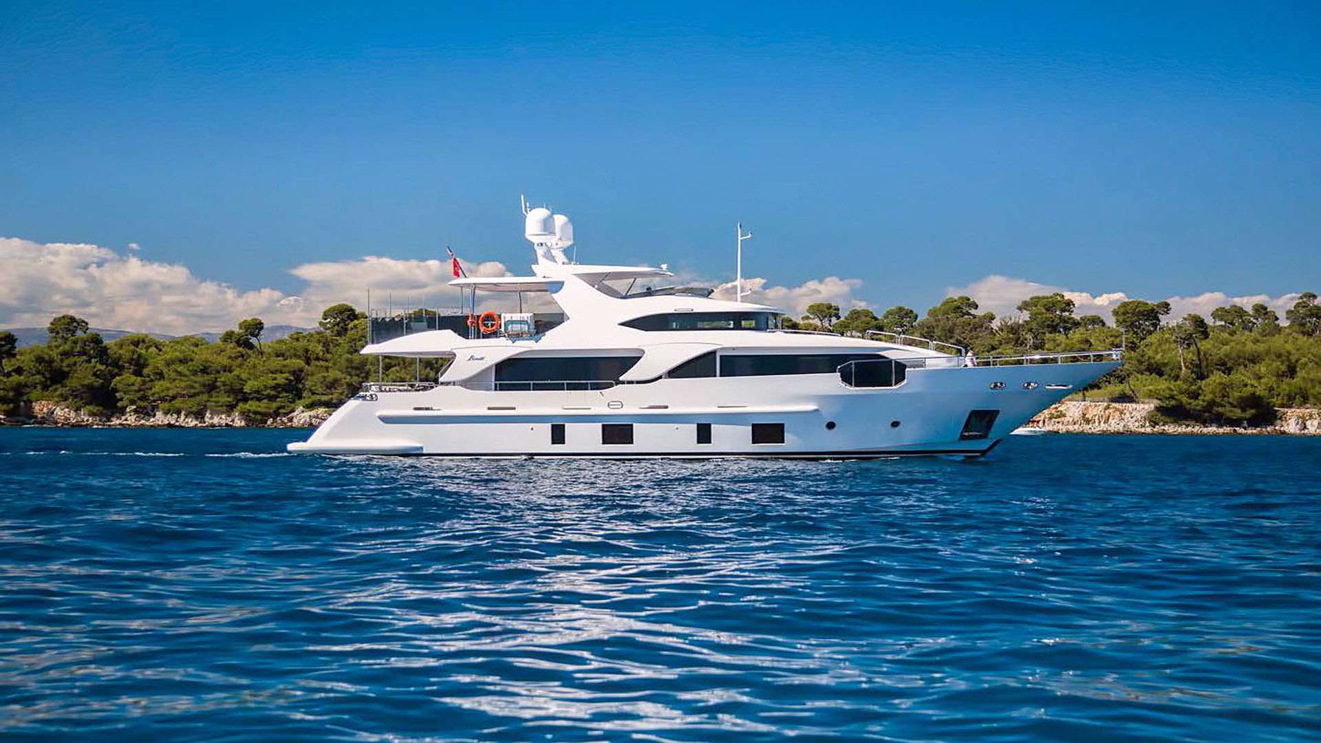 Charter Yacht GALA I - Benetti Delfino 93 - 5 Cabins - Athens - Mykonos - Paros - Cyclades - Greece