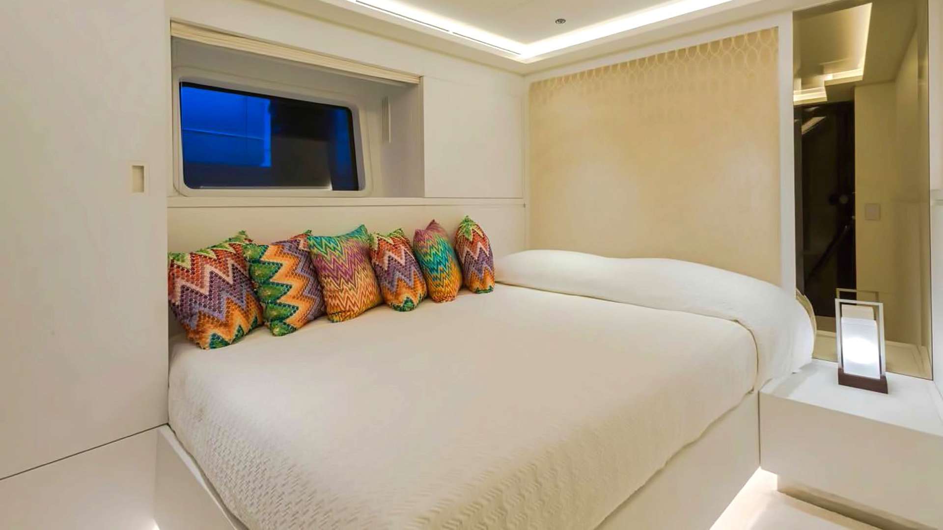 Charter Yacht GALA I - Benetti Delfino 93 - 5 Cabins - Athens - Mykonos - Paros - Cyclades - Greece