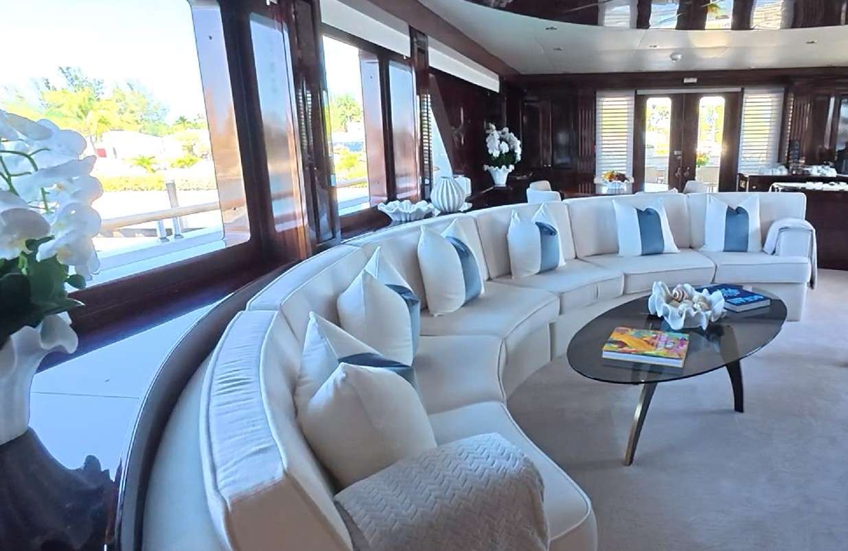 KEFI Cristensen 150 - sky lounge