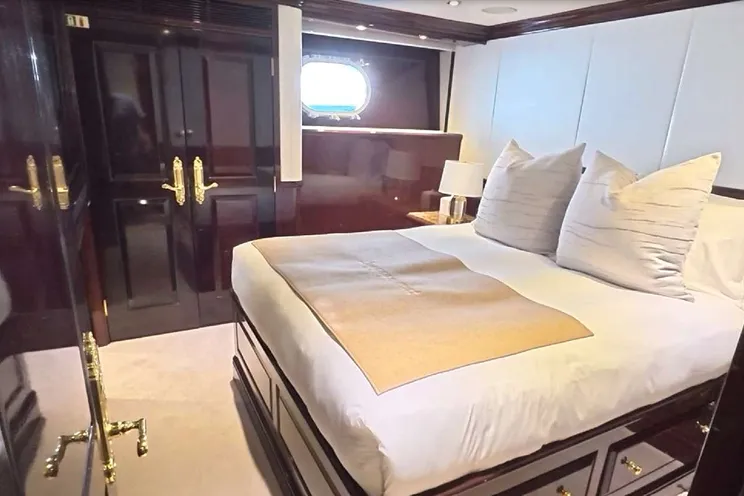 Charter Yacht KEFI - Cristensen 150 - 6 Cabins - Nassau - Exumas - Bahamas