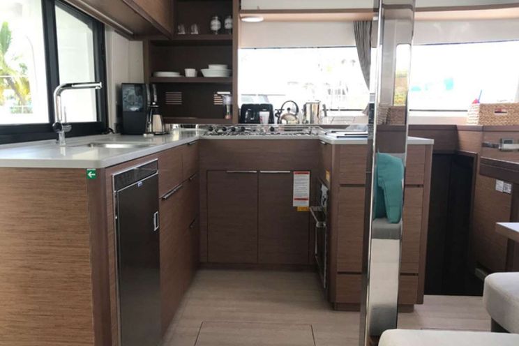 Charter Yacht TORTUGA - Lagoon 46 - 3 Cabins - St Thomas - St John - St Croix - UVI - Caribbean