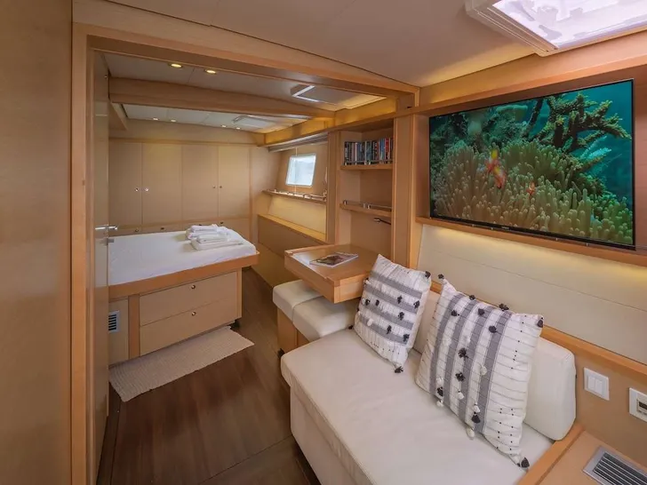 MY OFFICE Lagoon 62 - master cabin TV lounge MY OFFICE Lagoon 62 - master cabin TV lounge