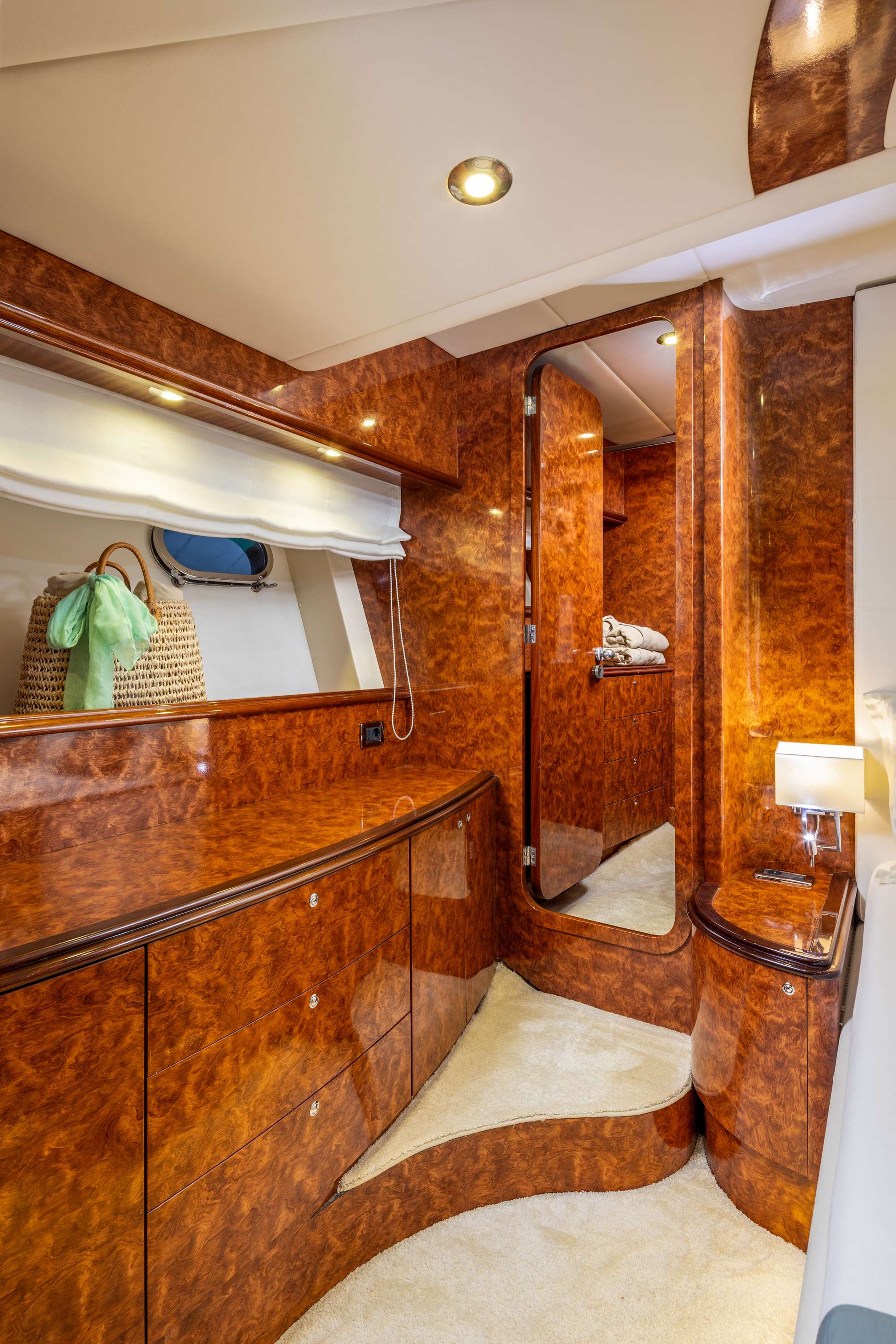 Charter Yacht LADY LONA - Amer 86 - 4 Cabins - Split - Dubrovnik - Hvar - Croatia