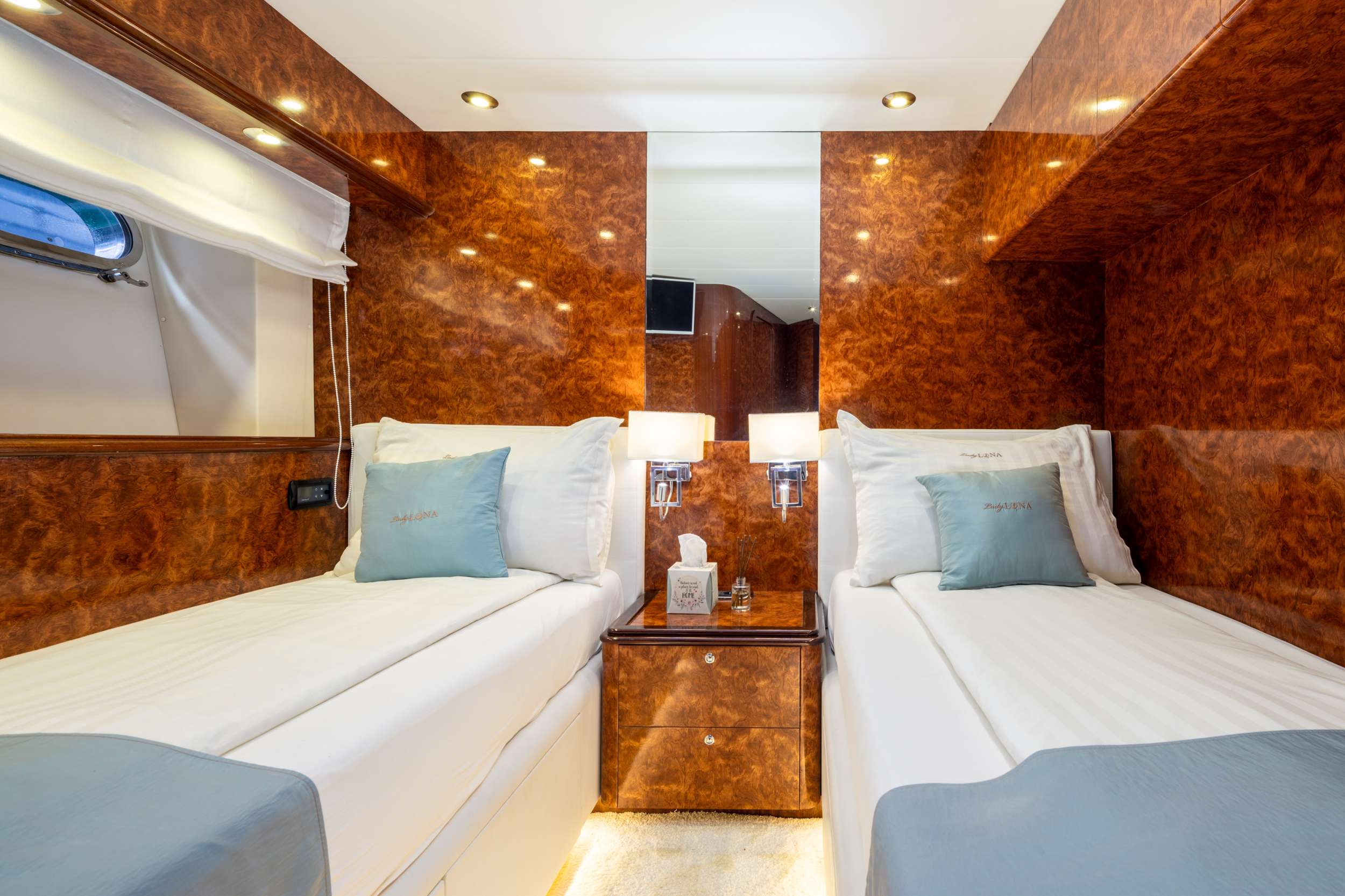 Charter Yacht LADY LONA - Amer 86 - 4 Cabins - Split - Dubrovnik - Hvar - Croatia