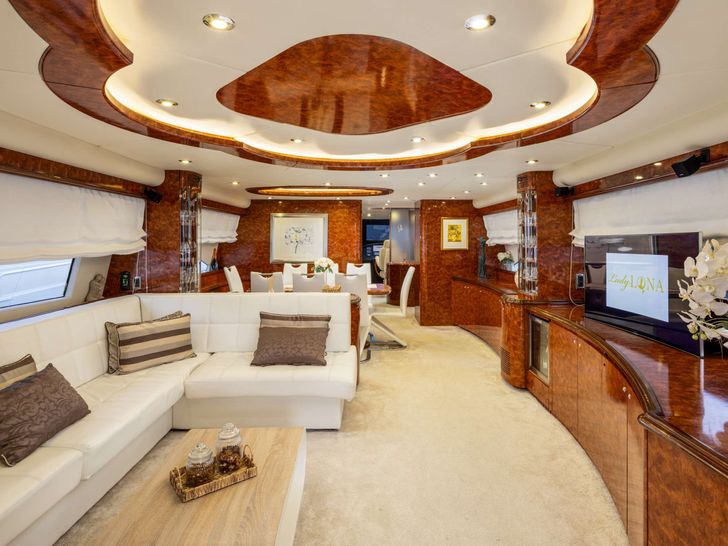 LADY LONA Amer 86 - saloon lounge and dining area LADY LONA Amer 86 - saloon lounge and dining area