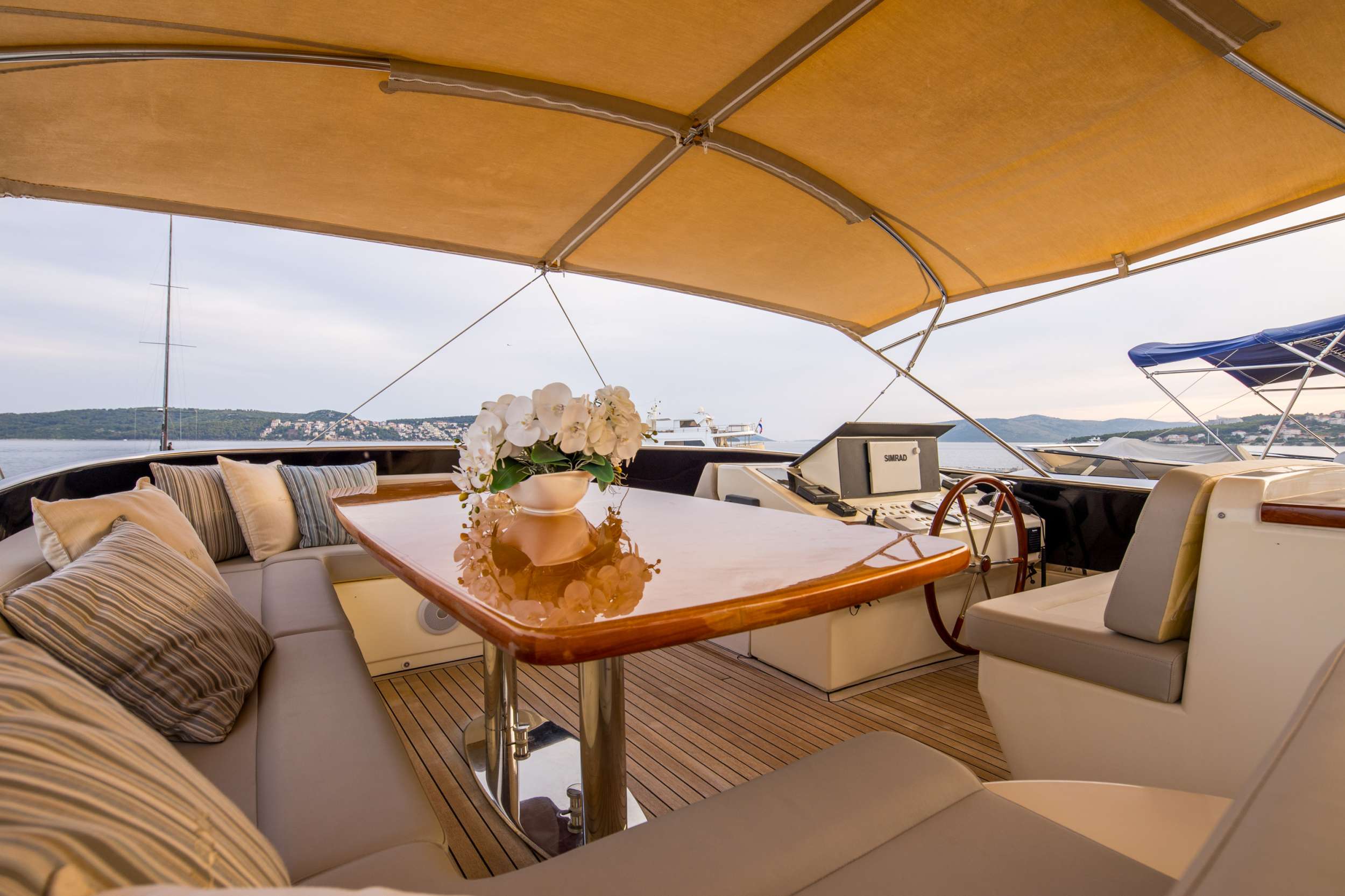 Charter Yacht LADY LONA - Amer 86 - 4 Cabins - Split - Dubrovnik - Hvar - Croatia