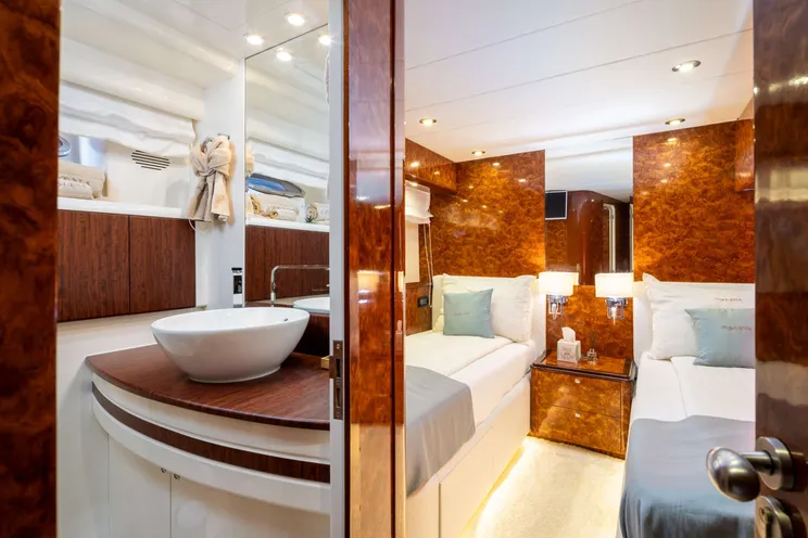 Charter Yacht LADY LONA - Amer 86 - 4 Cabins - Split - Dubrovnik - Hvar - Croatia