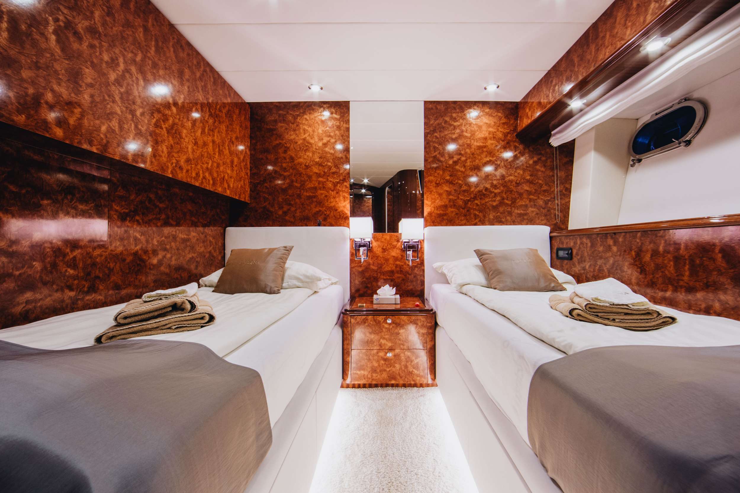 Charter Yacht LADY LONA - Amer 86 - 4 Cabins - Split - Dubrovnik - Hvar - Croatia