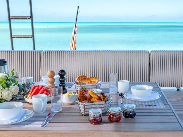 ORCA Sunreef Supreme 68 Power - alfresco breakfast ORCA Sunreef Supreme 68 Power - alfresco breakfast