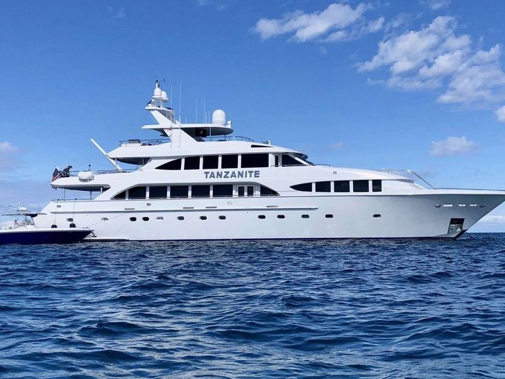 TANZANITE Westship 145 - profile TANZANITE Westship 145 - profile