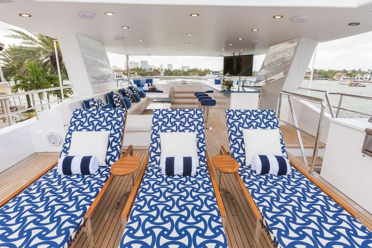 Charter Yacht TANZANITE - Westship 145 - 5 Cabins - Nassau - Exumas - Bahamas