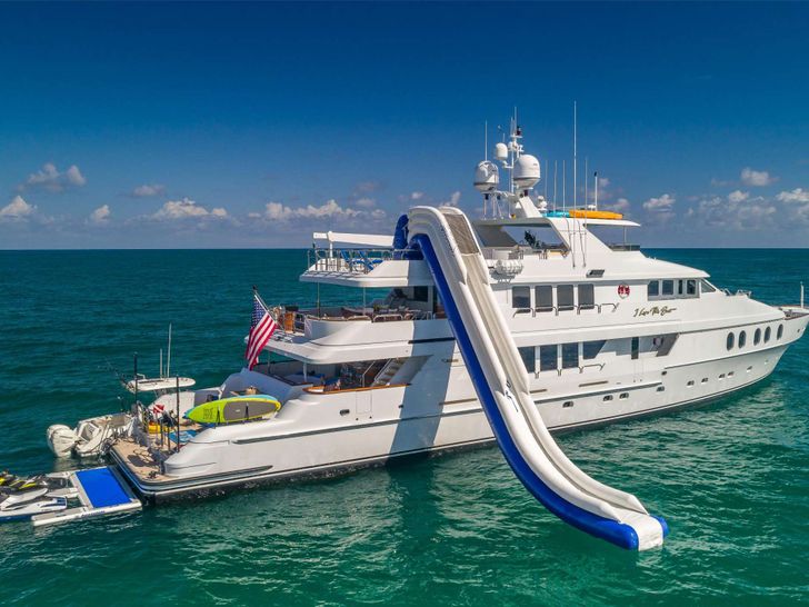 I LOVE THIS BOAT Christensen 145 - anchored with the water slide I LOVE THIS BOAT Christensen 145 - anchored with the water slide