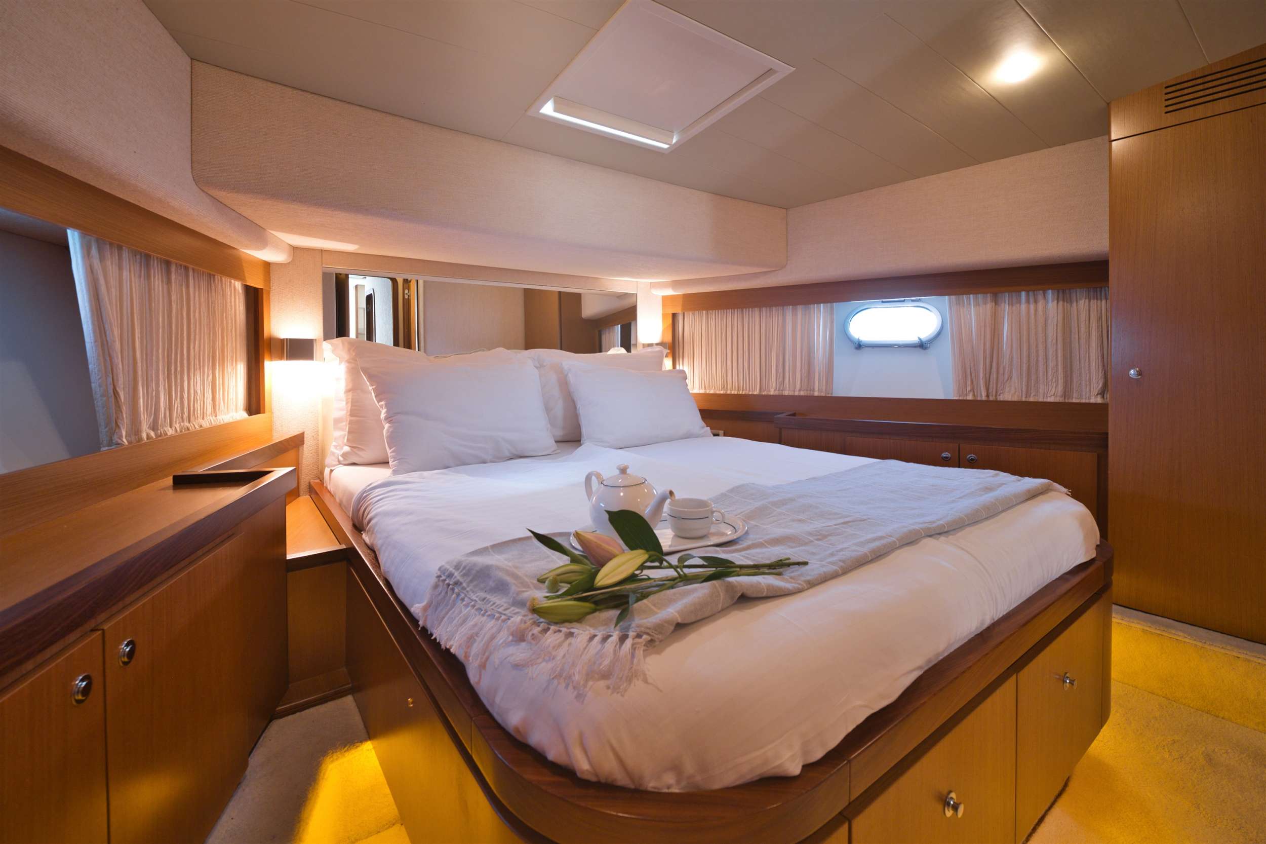 Charter Yacht DOMINIQUE - Ferretti 681 - 4 Cabins - Split - Hvar - Dubrovnik - Sukosan - Croatia