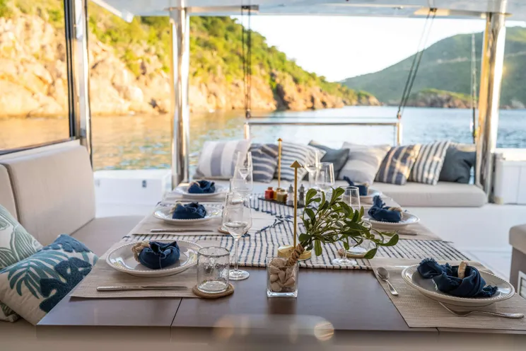 Charter Yacht ISLAND STANDARD TIME - Bali 4.8 - 4 Cabins - Tortola - Virgin Gorda - Anegada - British Virgin Islands - Caribbean