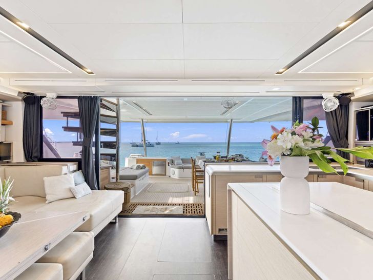 ADEONA Fountaine Pajot Alegria 67 - saloon and aft deck integration ADEONA Fountaine Pajot Alegria 67 - saloon and aft deck integration