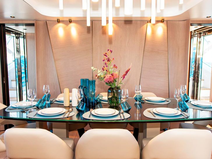 DAWO salon table formal dining DAWO salon table formal dining