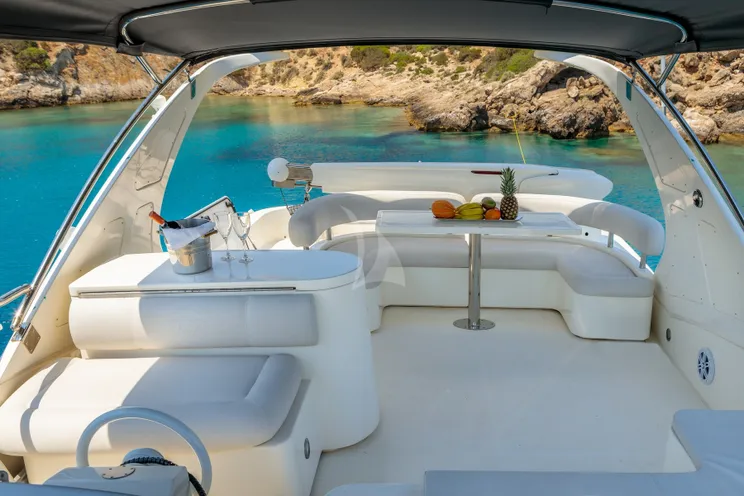 Charter Yacht GEORGE V - Aicon 67 - 4 Cabins - Athens - Mykonos - Rhodes - Santorini