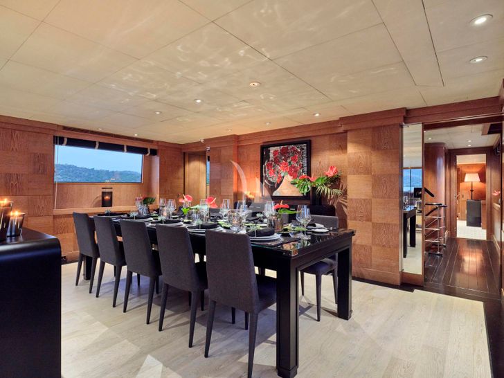 ELEMENT - main deck saloon dining table