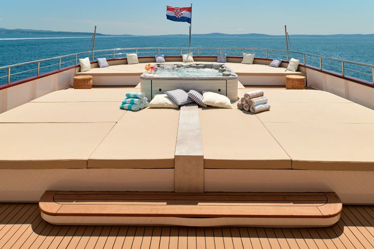 Charter Yacht OHANA - Custom 49m - 14 Cabins - Split - Omis - Dubrovnik - Hvar - Croatia