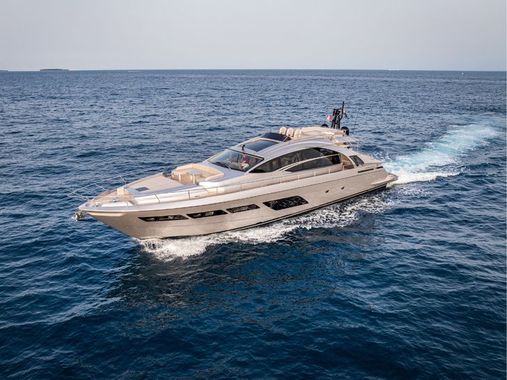 CHERRY Pershing 8X - cruising CHERRY Pershing 8X - cruising