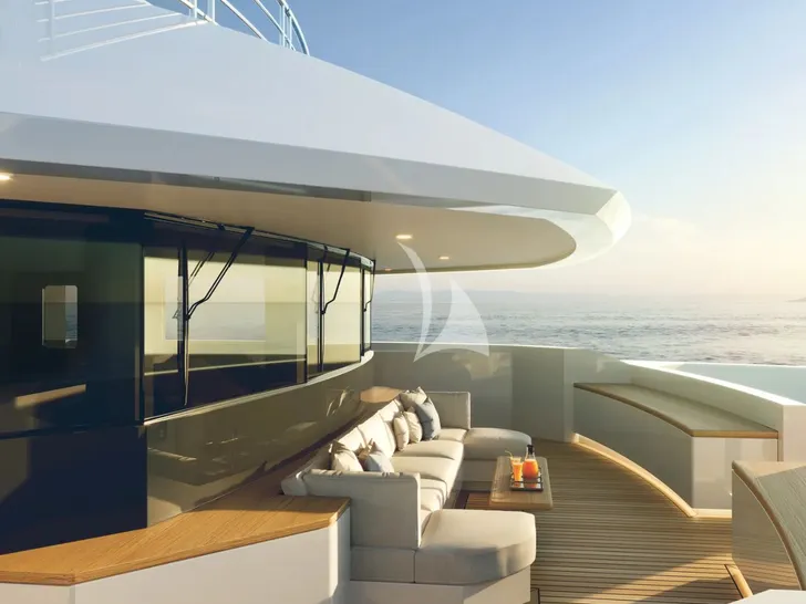 QU2 Amels 60 - foredeck lounge QU2 Amels 60 - foredeck lounge