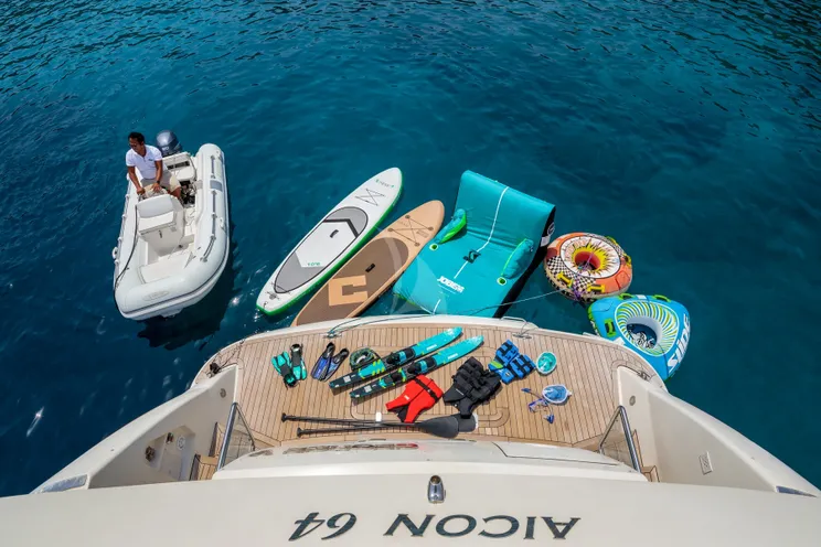 Charter Yacht GEORGE V - Aicon 67 - 4 Cabins - Athens - Mykonos - Rhodes - Santorini