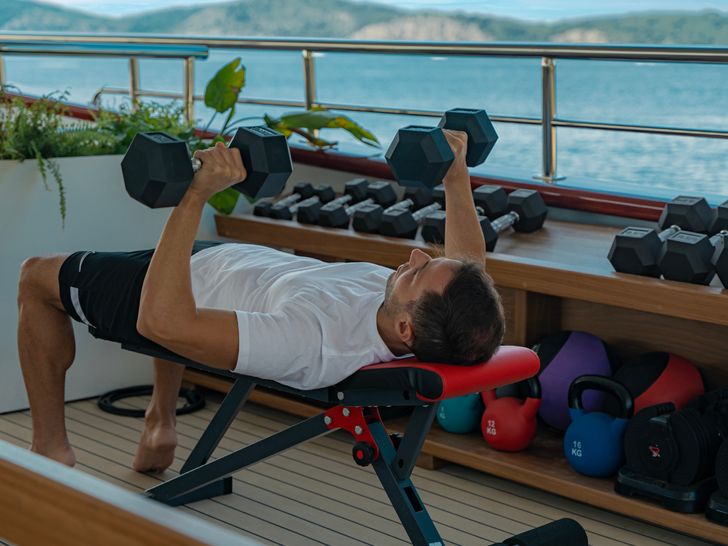 OHANA Custom 49m - guest working out OHANA Custom 49m - guest working out