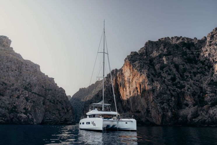 Charter Yacht ALMOSTA ROAD - Lagoon 55 - 4 cabins - Athens - Mykonos - Paros - Cyclades - Greece