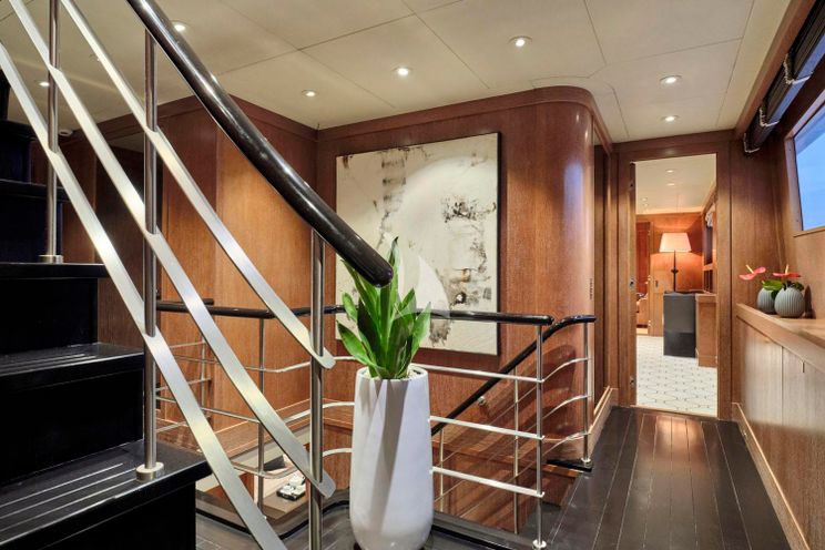 Charter Yacht ELEMENT - Cantieri di Pisa - 6 Cabins - Western Mediterranean