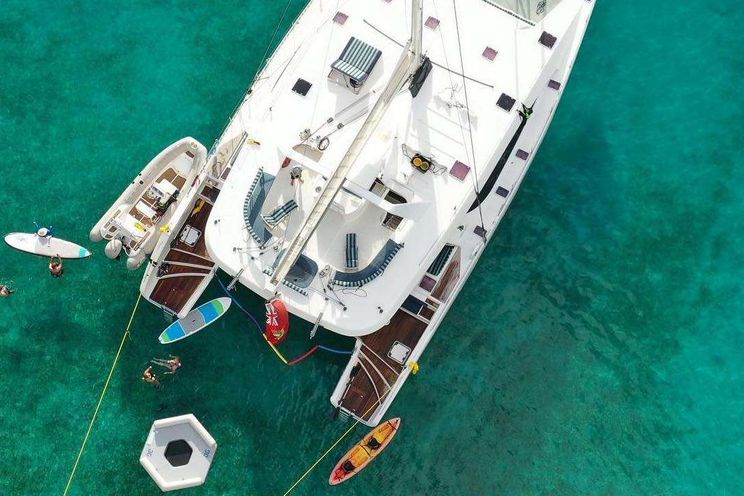 Charter Yacht ZINGARA - Matrix Silhouette 76 - 5 Cabins - Tortola - Peter Island - Virgin Gorda - Jost Van Dyke - Anegada