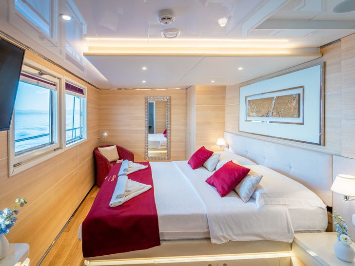 RIVA Custom 48m - VIP cabin 1 RIVA Custom 48m - VIP cabin 1