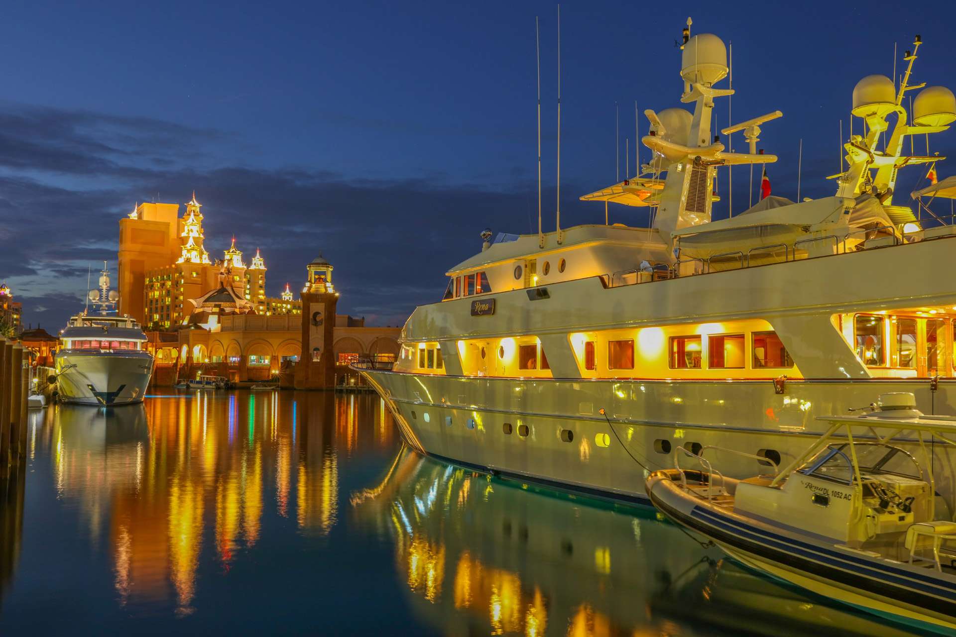 Charter Yacht RENA - NQEA 44m - 5 Cabins - Nassau - Exumas - Bahamas