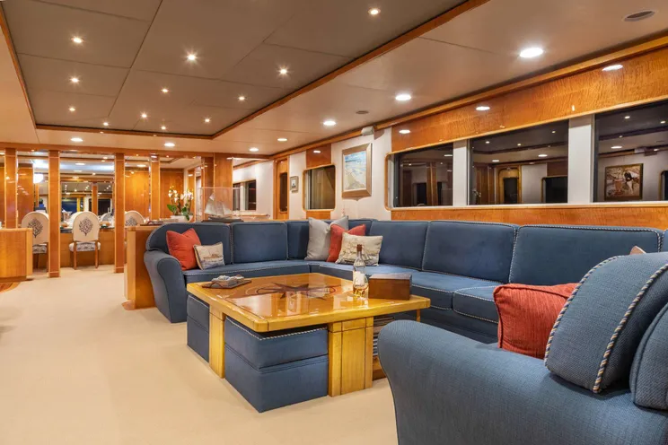 Charter Yacht RENA - NQEA 44m - 5 Cabins - Nassau - Exumas - Bahamas